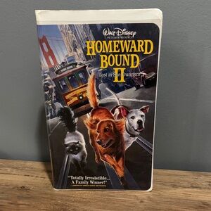 Homeward Bound II VHS Tape